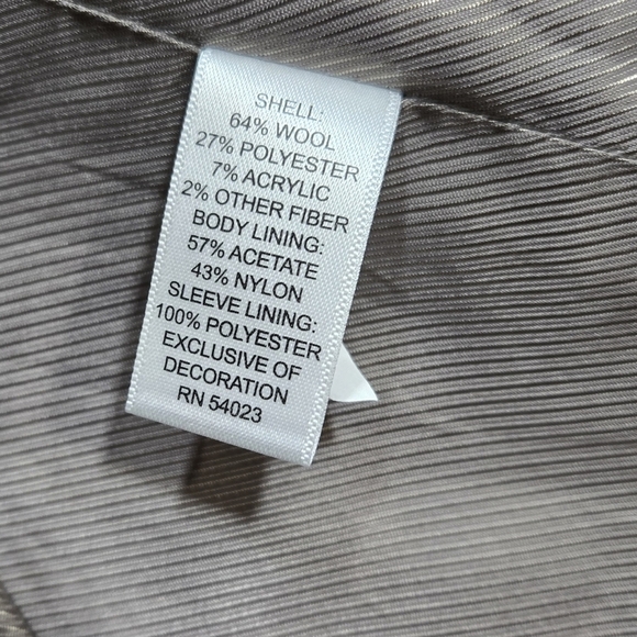 Banana Republic Wool Blend Brown Herringbone Applique Raw Seam Snap Blazer - Picture 9 of 10